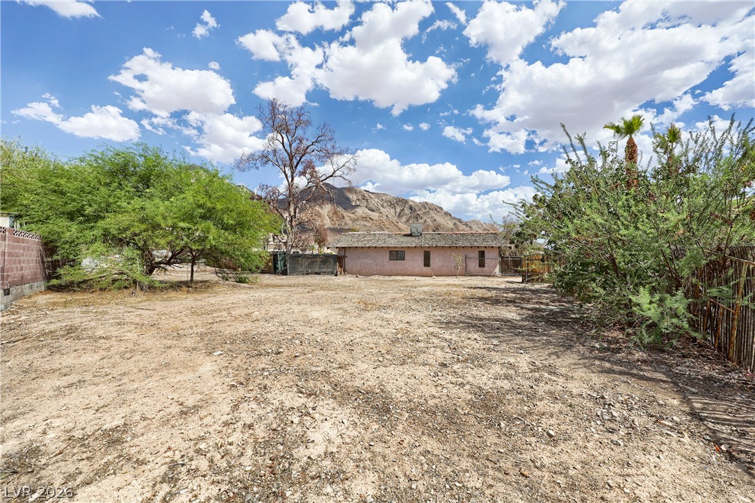 6832 Suncrest Avenue Las Vegas NV 89156