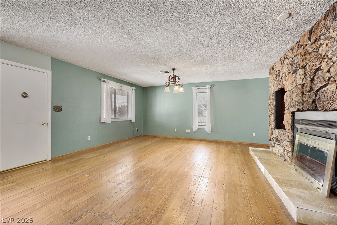 6832 Suncrest Avenue Las Vegas NV 89156