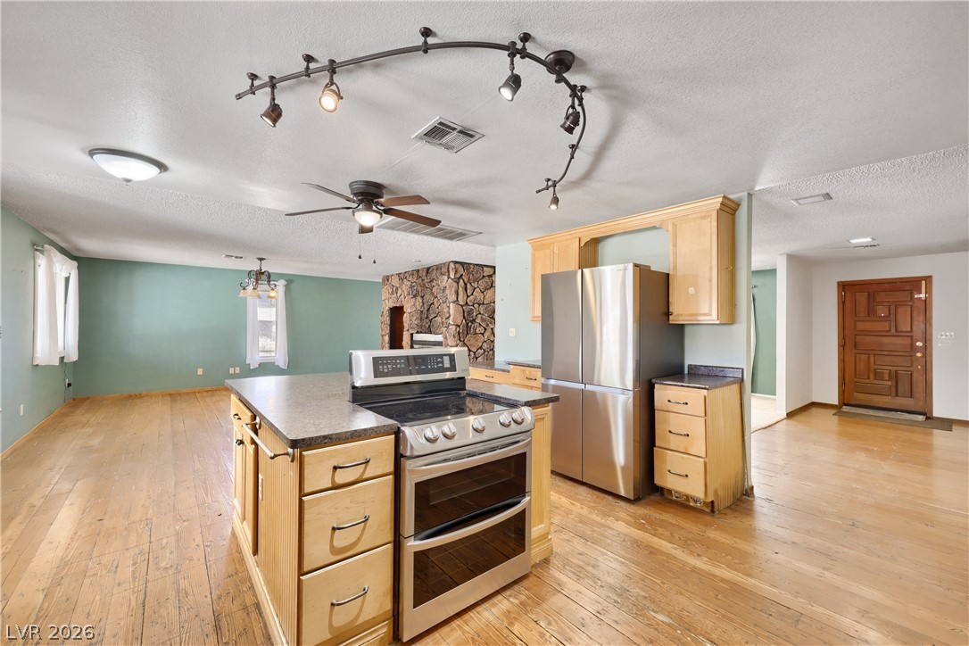 6832 Suncrest Avenue Las Vegas NV 89156