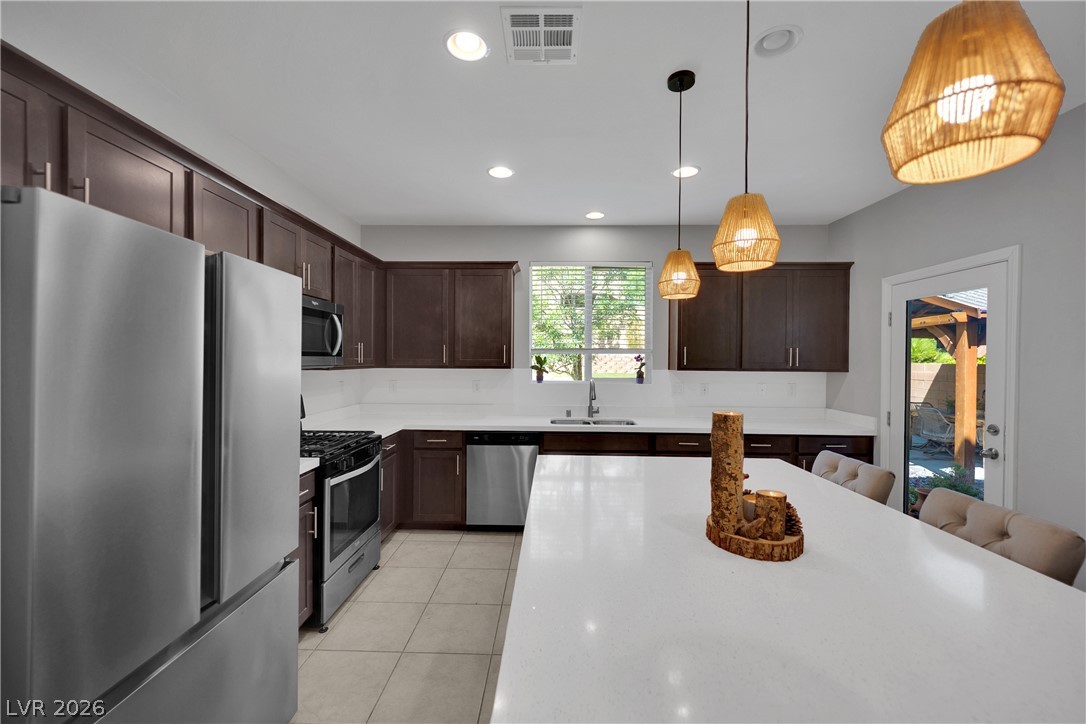8031 Skye Bridge Street Las Vegas NV 89166