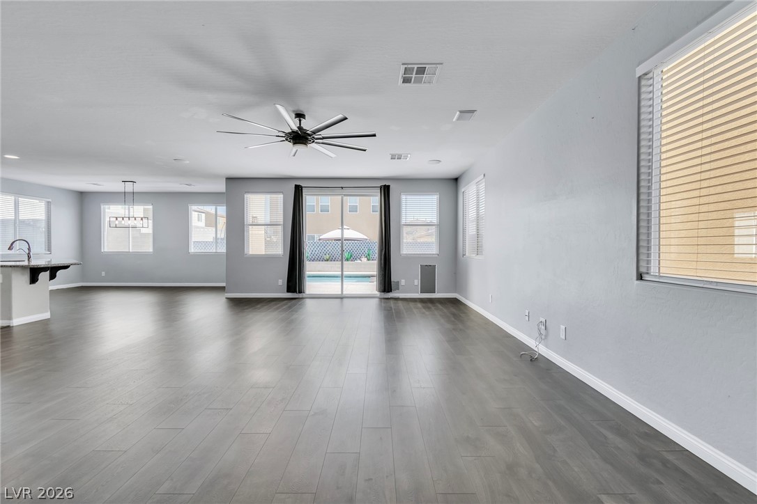 6883 Merril Summit Court Las Vegas NV 89142