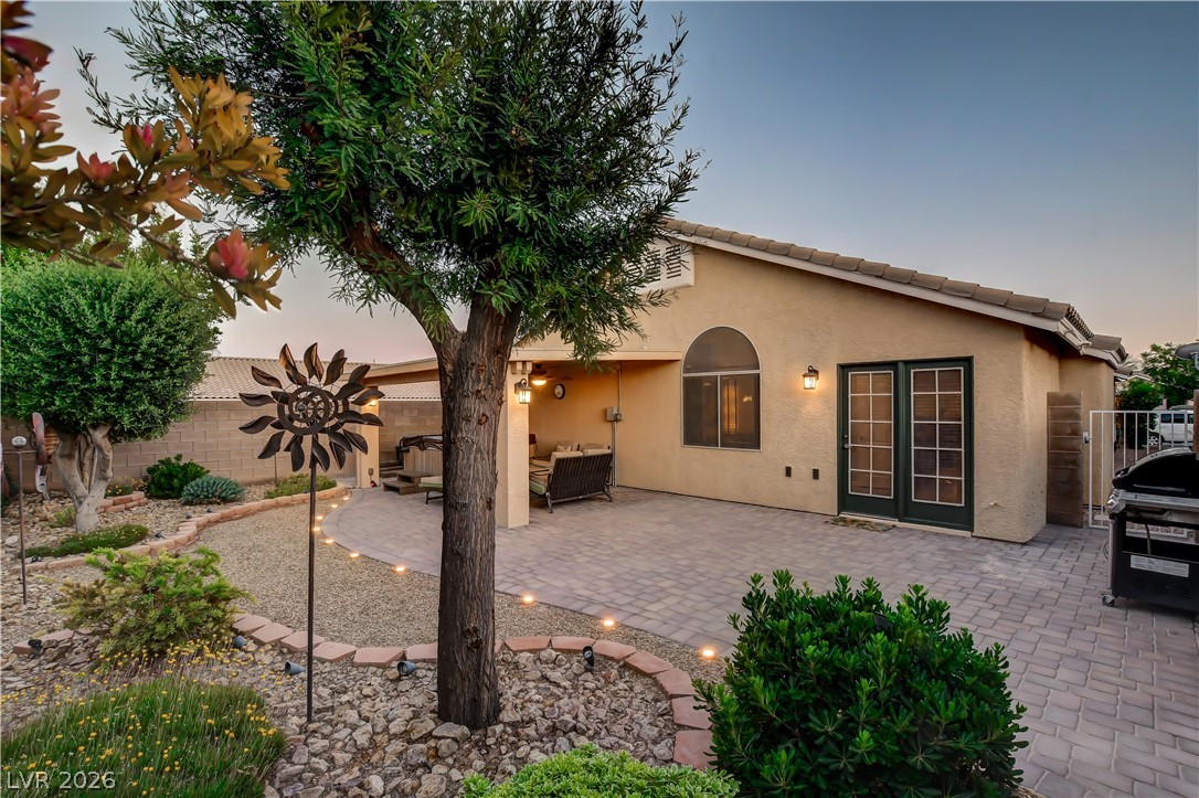 5754 Lewis Falls Avenue Las Vegas NV 89139