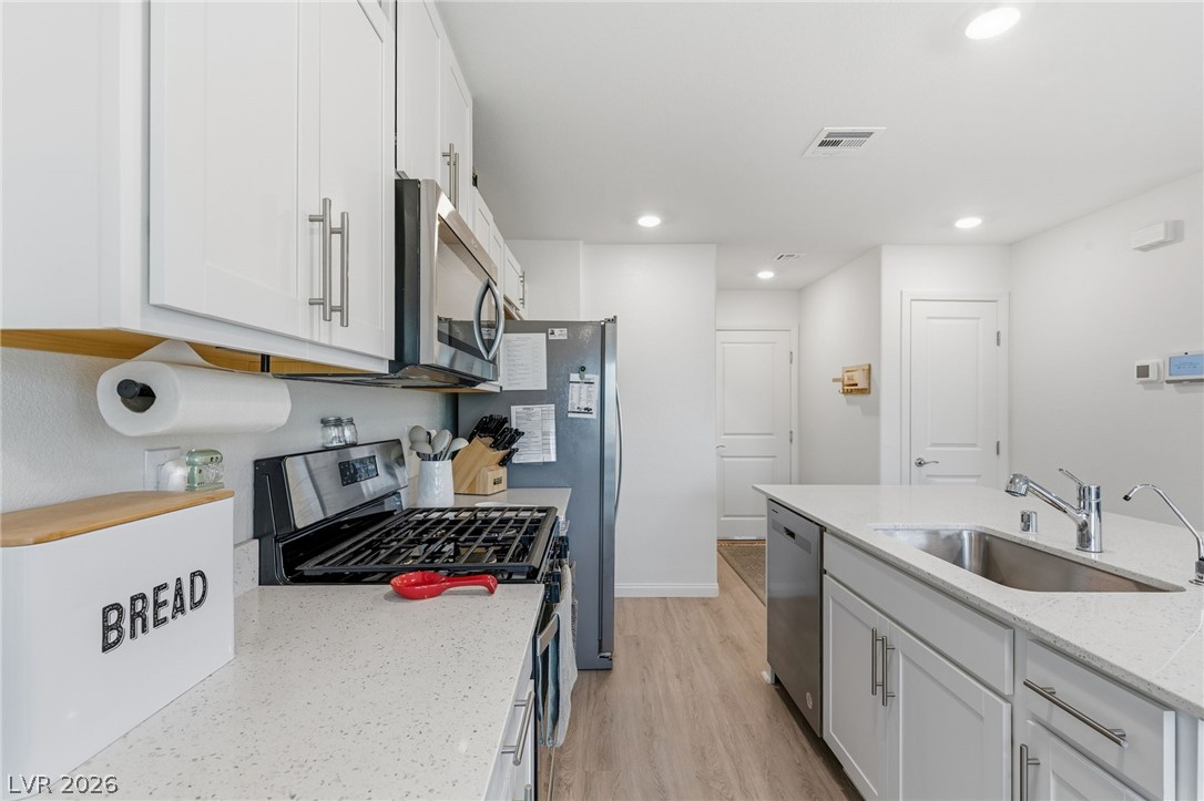 597 Juniper Rock Avenue North Las Vegas NV 89081