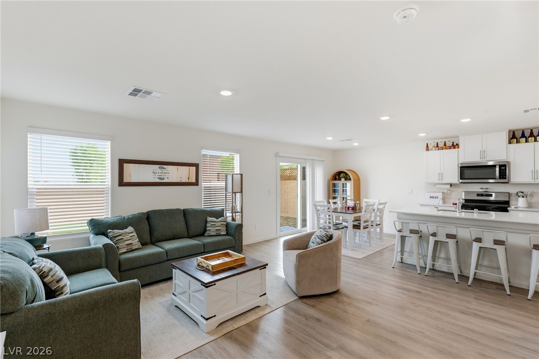 597 Juniper Rock Avenue North Las Vegas NV 89081