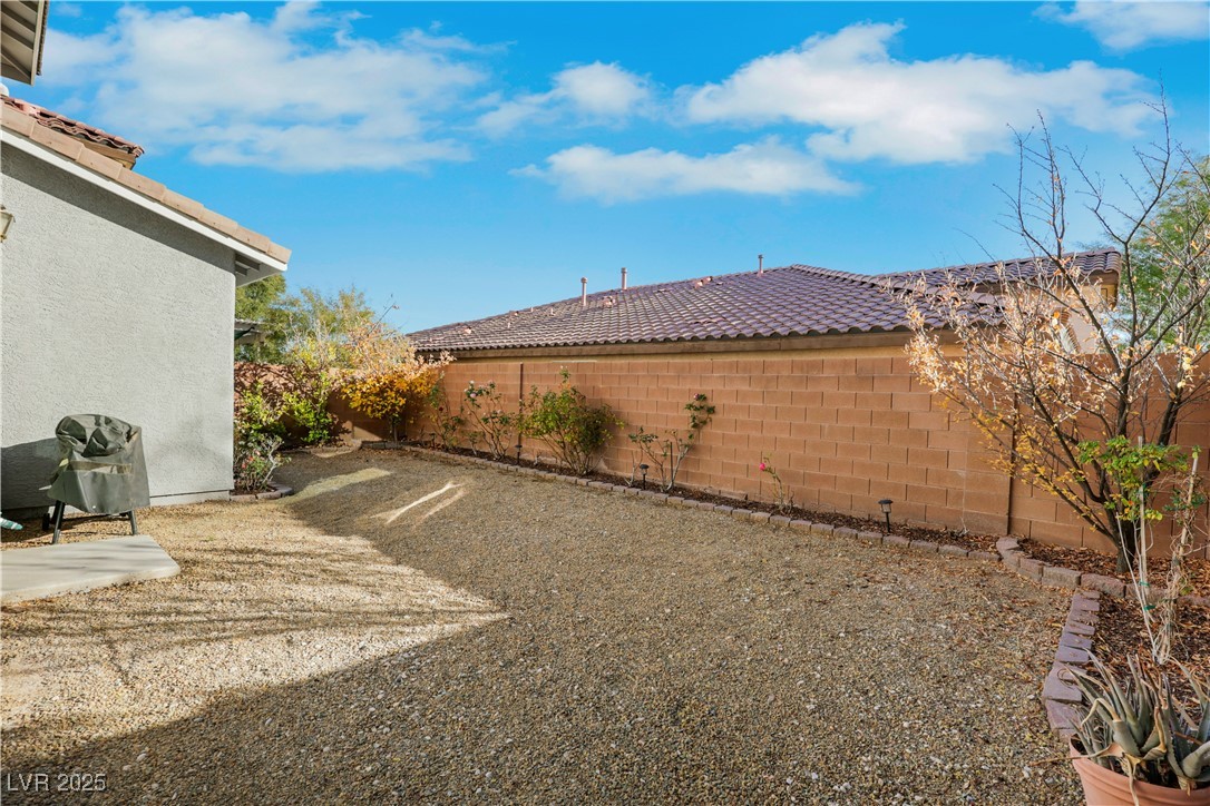 8697 Ancient Creek Avenue Las Vegas NV 89178
