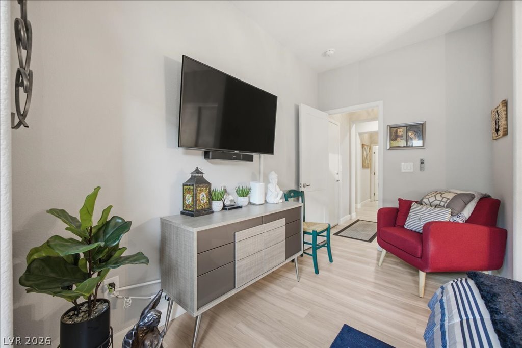 5917 Peridot Falls Avenue Las Vegas NV 89130