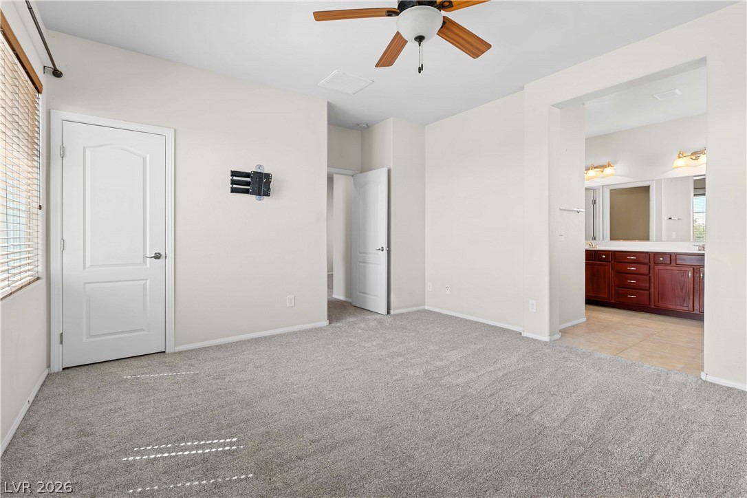 8396 Waylon Avenue Las Vegas NV 89178