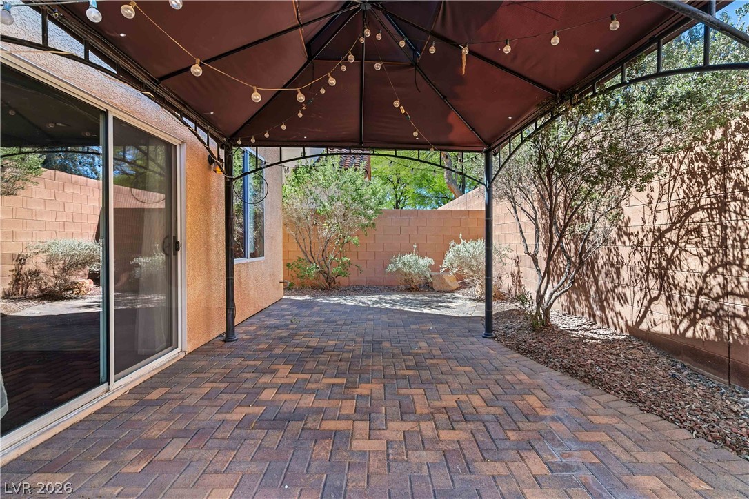8396 Waylon Avenue Las Vegas NV 89178