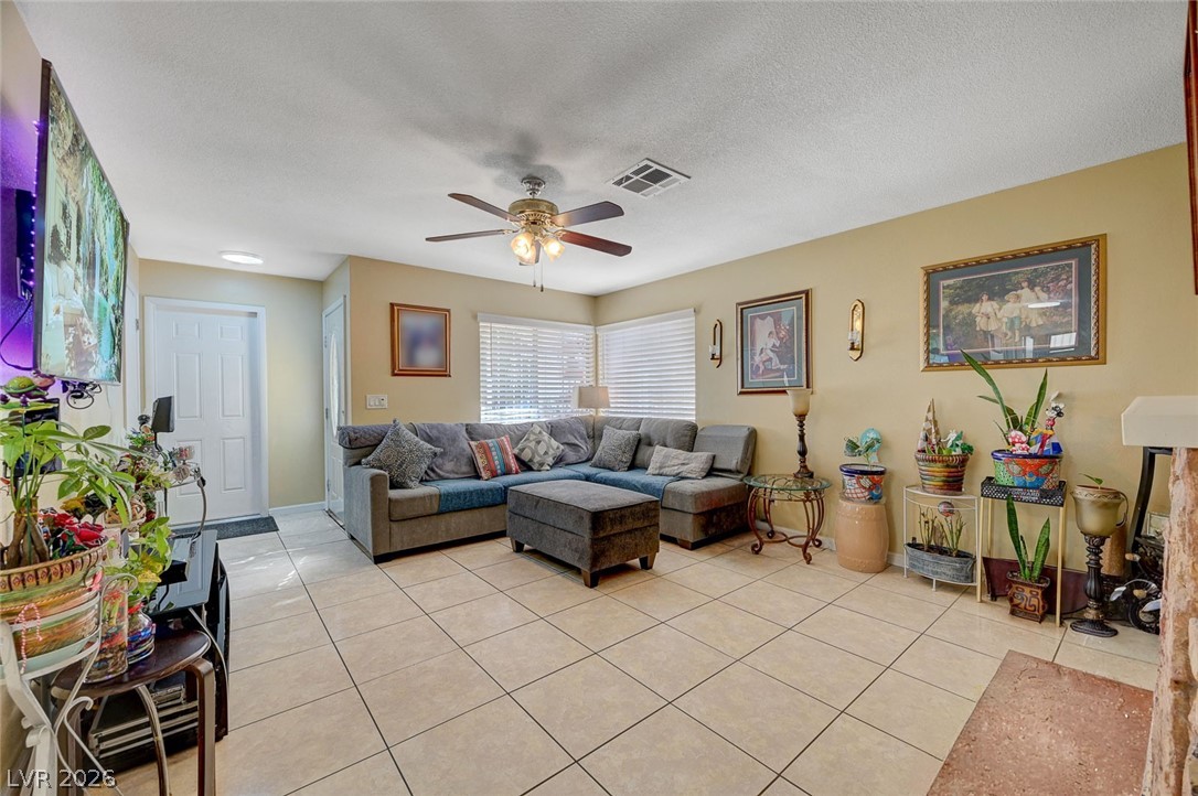 1603 Teardrop Street Las Vegas NV 89142