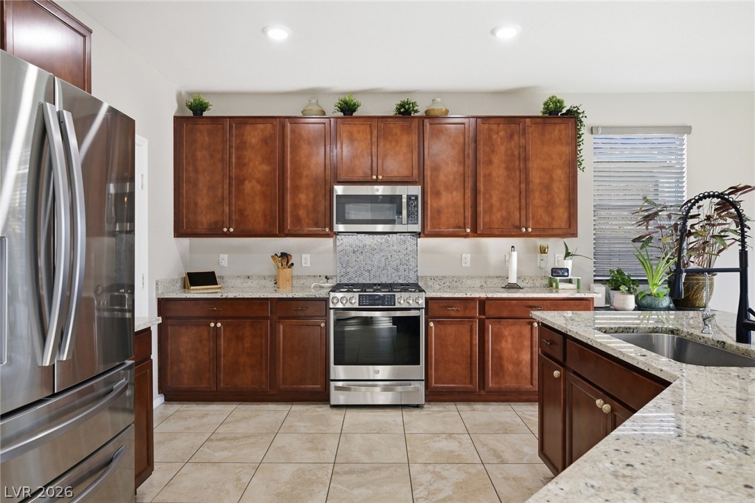 1417 Deep Valley Avenue North Las Vegas NV 89084
