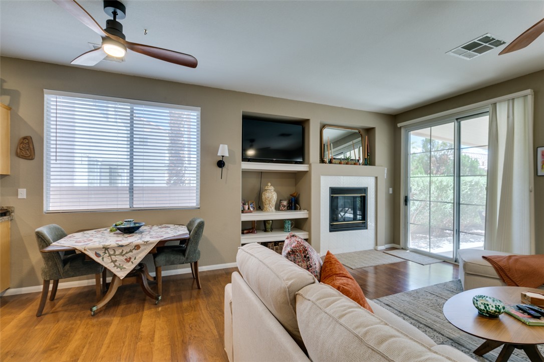 10127 Sparrow Ridge Avenue Las Vegas NV 89117
