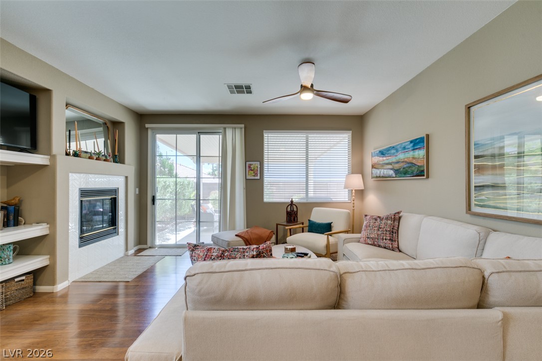 10127 Sparrow Ridge Avenue Las Vegas NV 89117