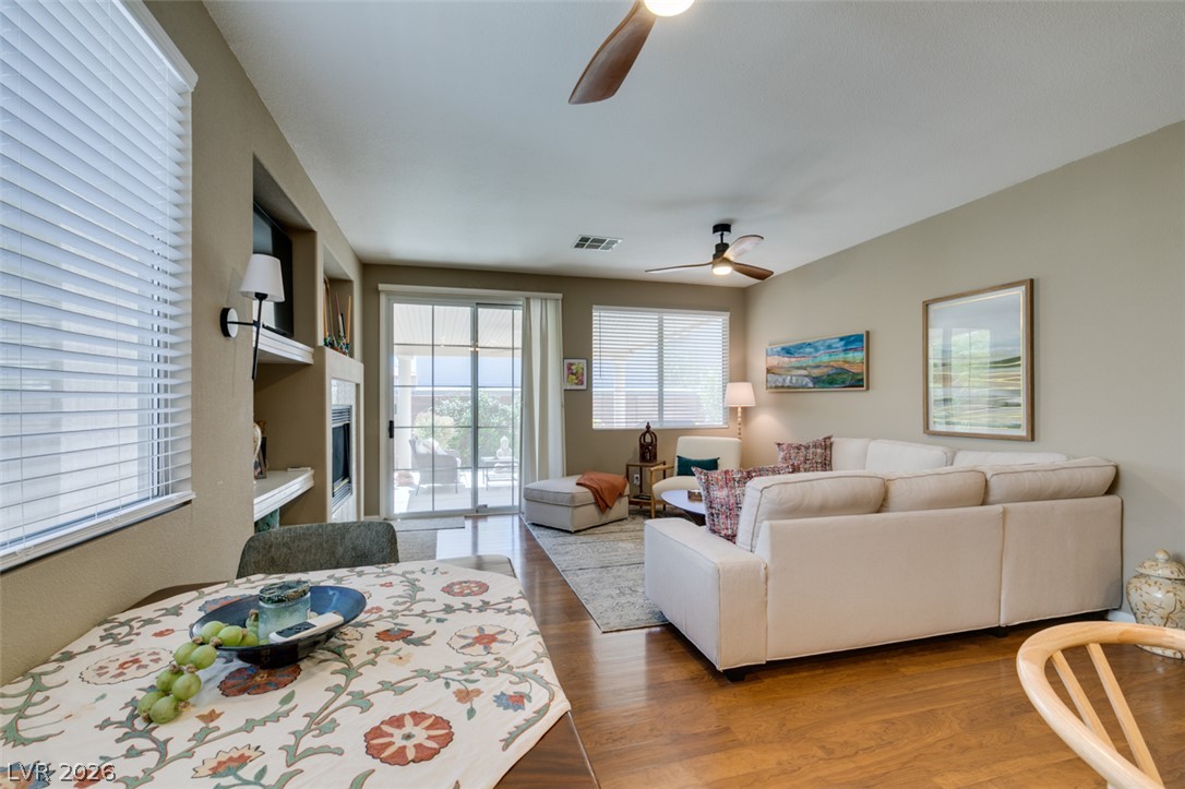 10127 Sparrow Ridge Avenue Las Vegas NV 89117