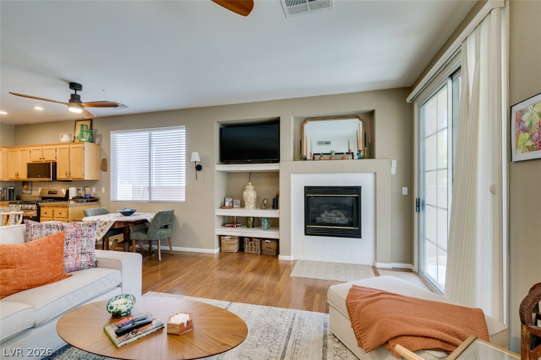 10127 Sparrow Ridge Avenue Las Vegas NV 89117