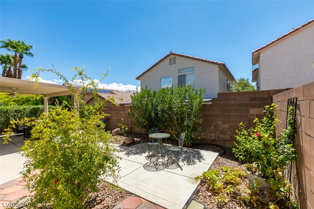 10127 Sparrow Ridge Avenue Las Vegas NV 89117