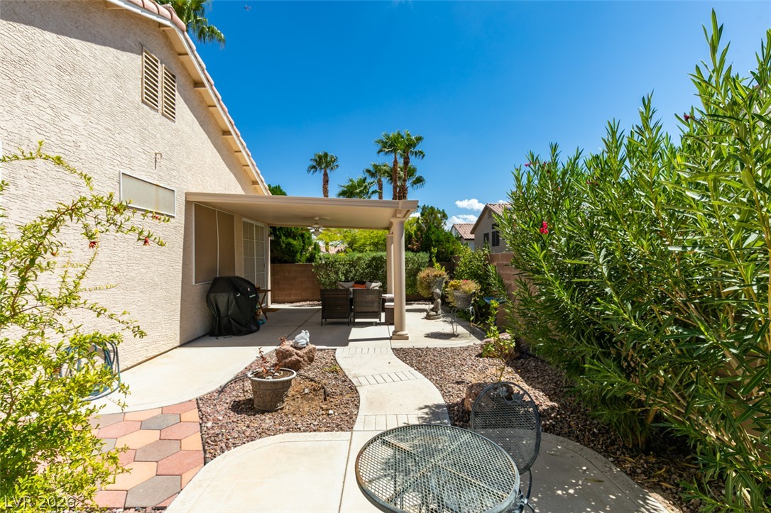 10127 Sparrow Ridge Avenue Las Vegas NV 89117