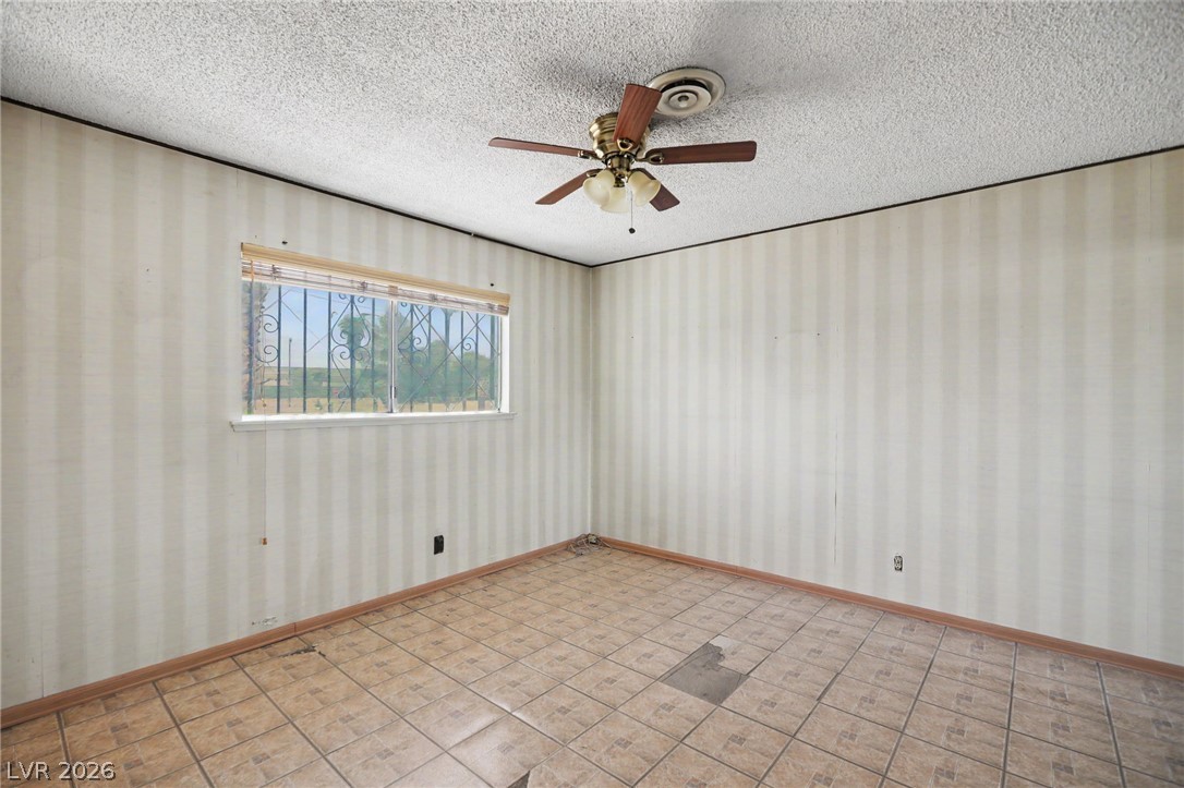 1949 Randa Lane Las Vegas NV 89104