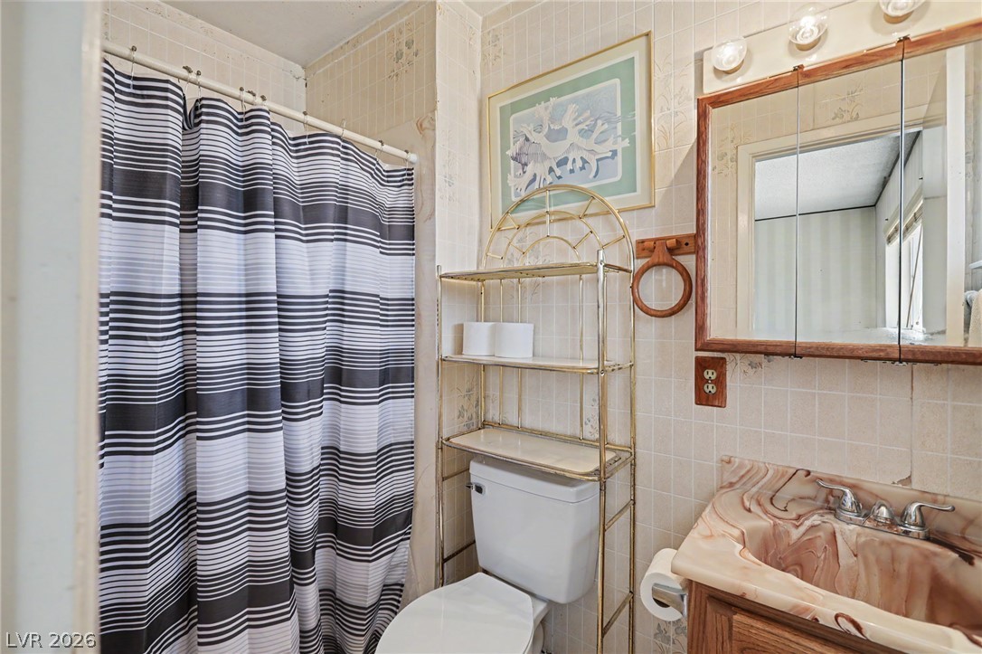 1949 Randa Lane Las Vegas NV 89104