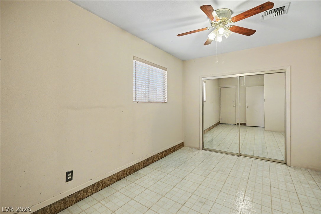 1949 Randa Lane Las Vegas NV 89104