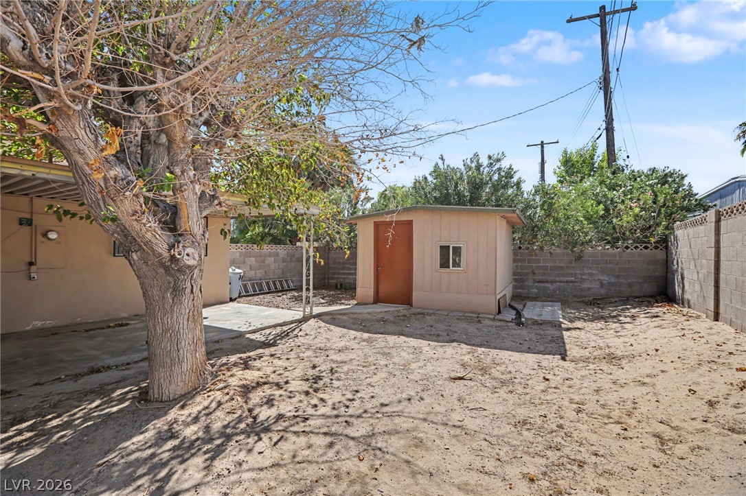 1949 Randa Lane Las Vegas NV 89104