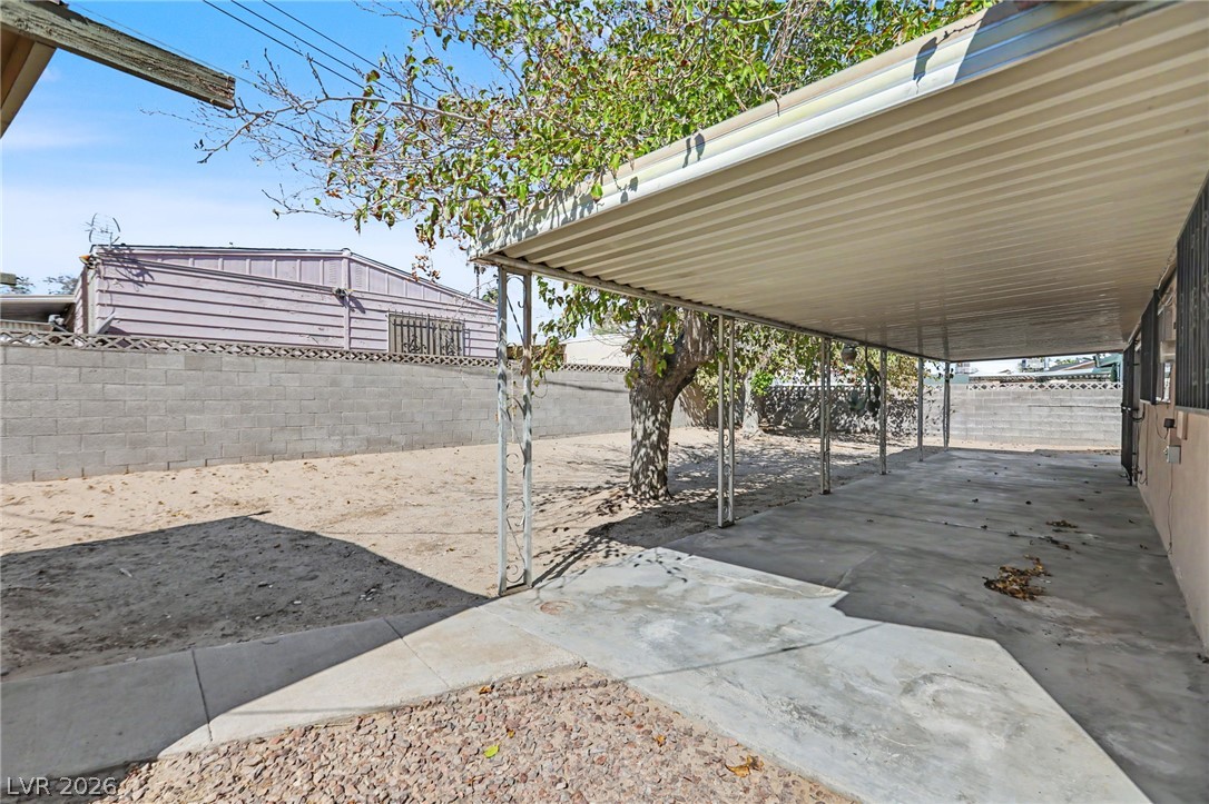 1949 Randa Lane Las Vegas NV 89104