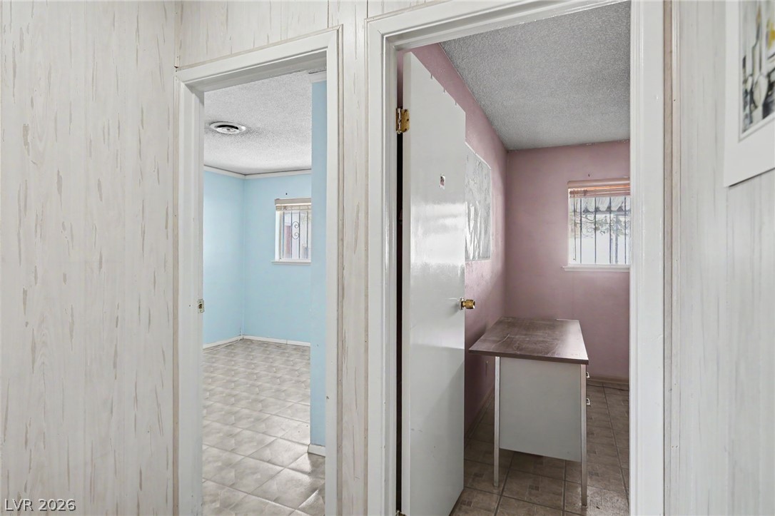 1949 Randa Lane Las Vegas NV 89104