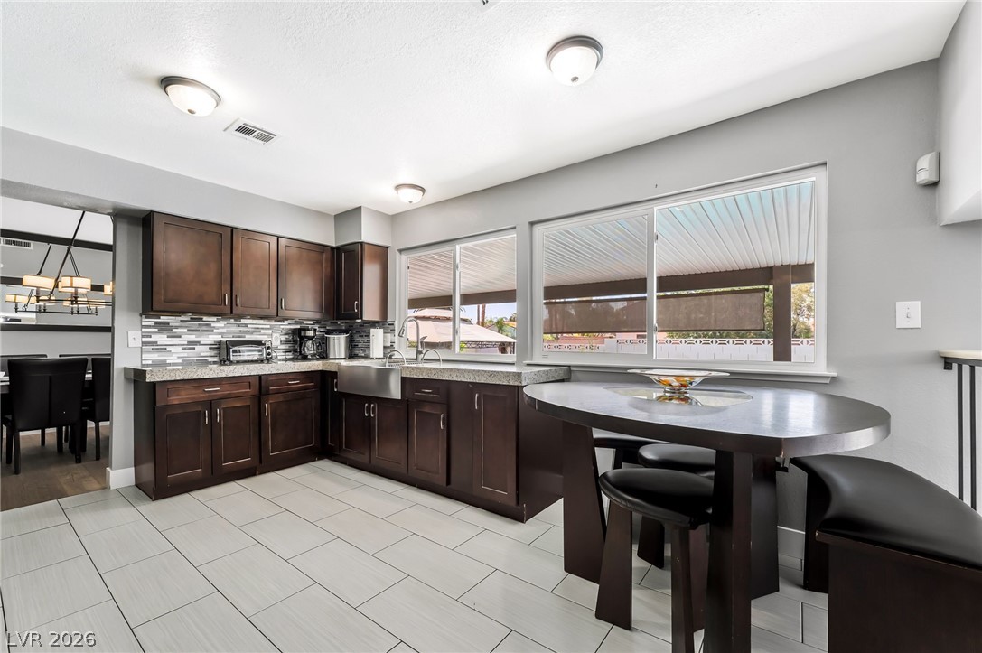 5301 Kalmia Drive Las Vegas NV 89103