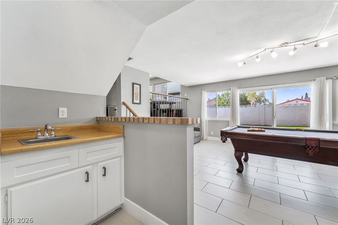 5301 Kalmia Drive Las Vegas NV 89103