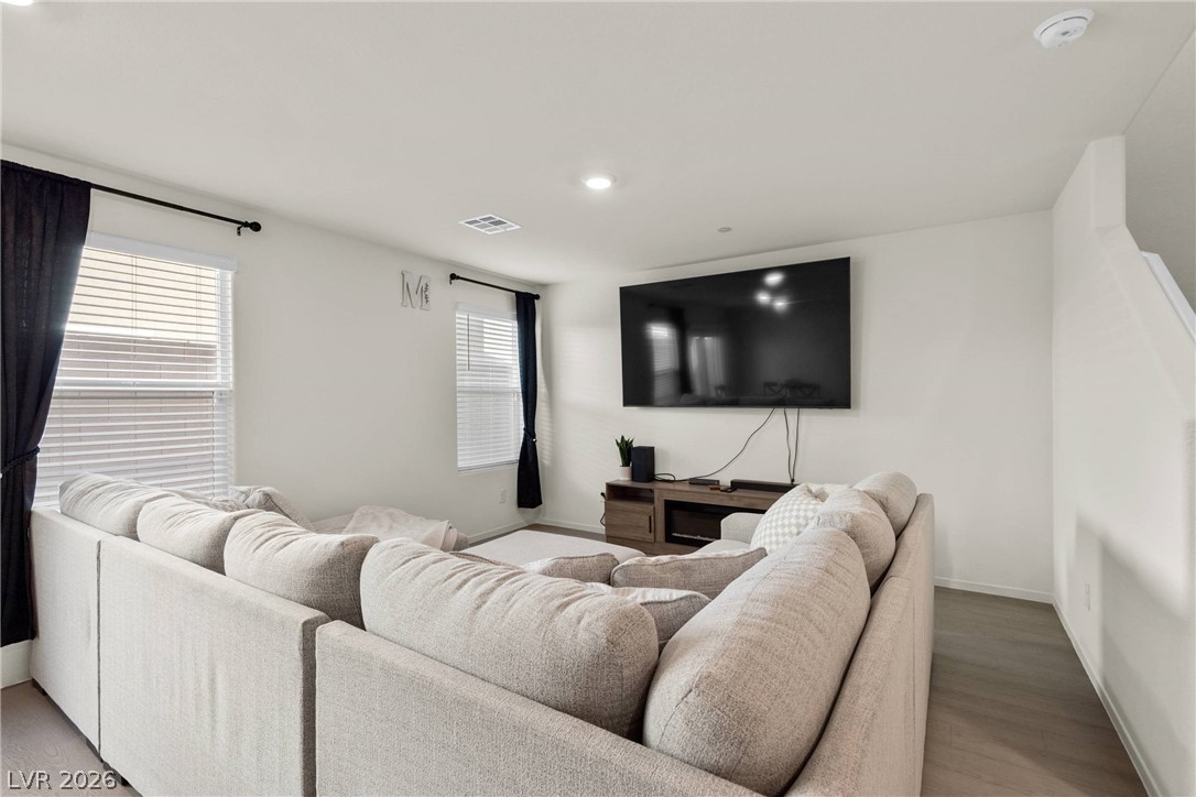6136 Lily Garden Street North Las Vegas NV 89081