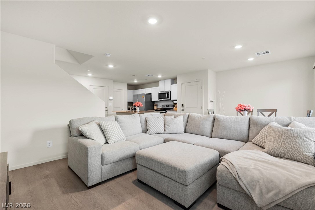 6136 Lily Garden Street North Las Vegas NV 89081