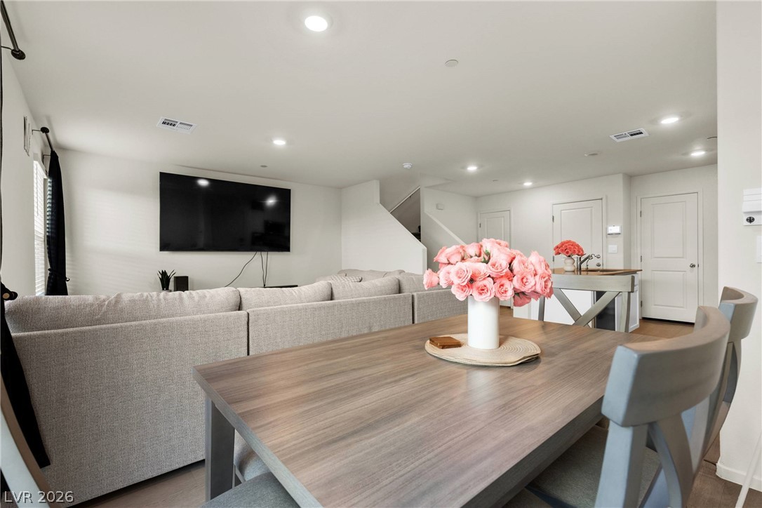 6136 Lily Garden Street North Las Vegas NV 89081