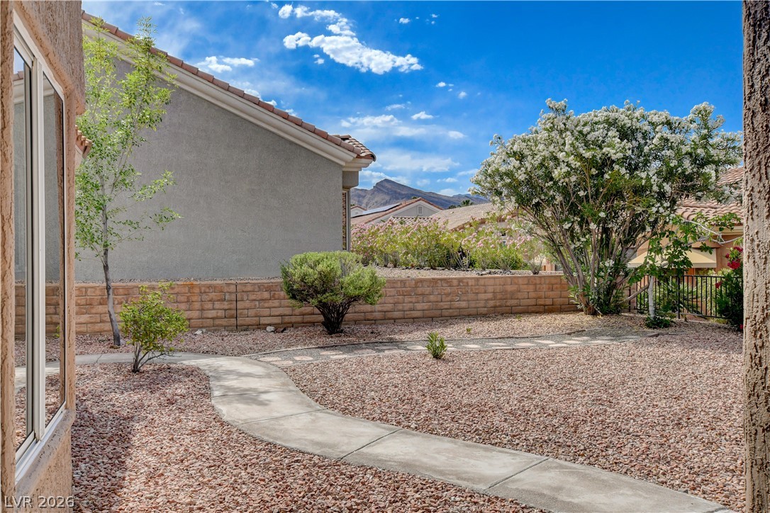 9800 Rosamond Drive Las Vegas NV 89134