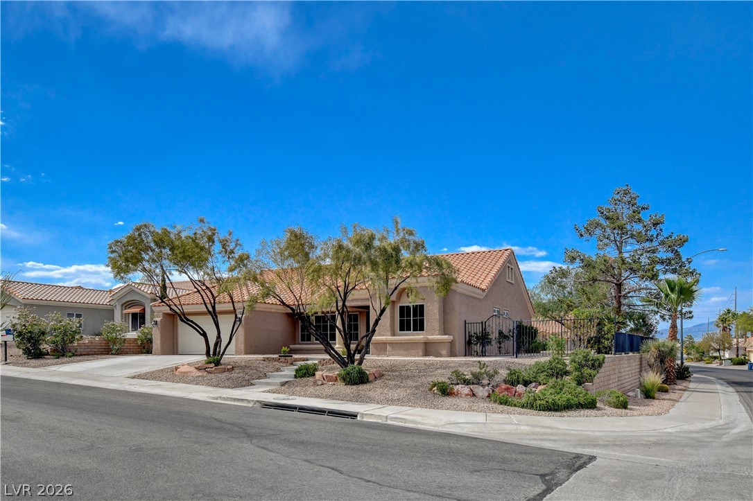 9800 Rosamond Drive Las Vegas NV 89134