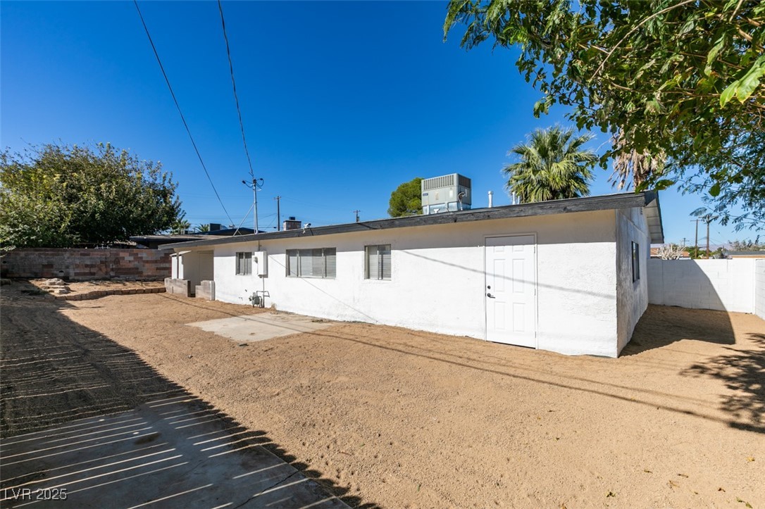 4539 Palmdale Court Las Vegas NV 89121