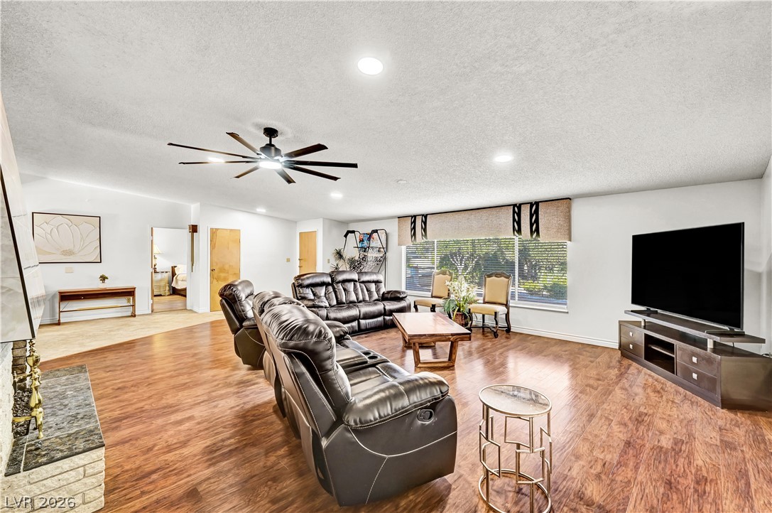 5881 South Sandhill Road Las Vegas NV 89120