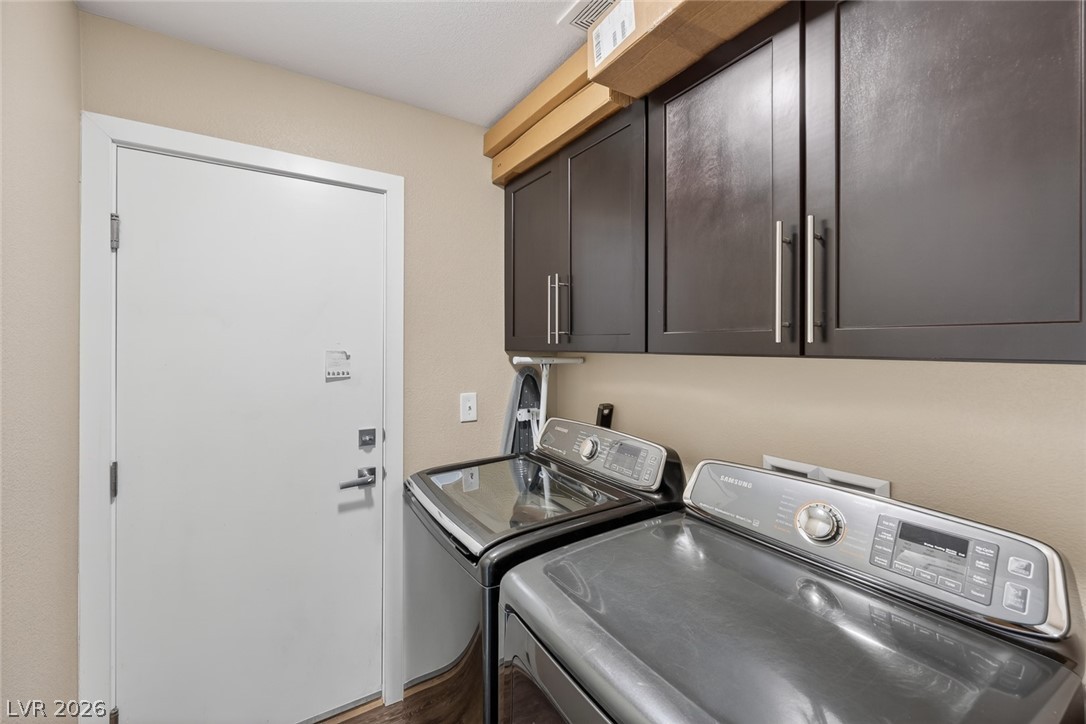 3033 Pebblestone Circle Las Vegas NV 89117