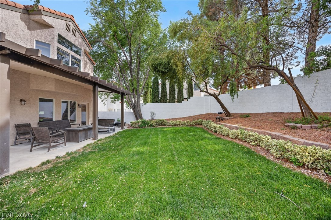 3033 Pebblestone Circle Las Vegas NV 89117
