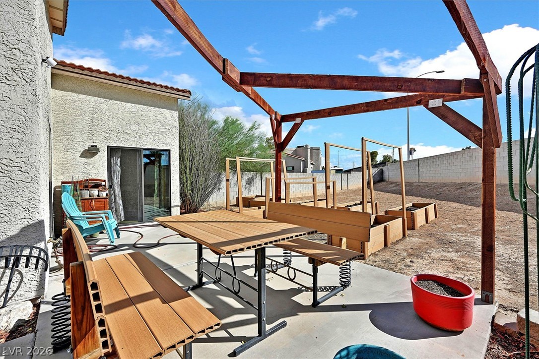3820 Rhine Way Las Vegas NV 89108