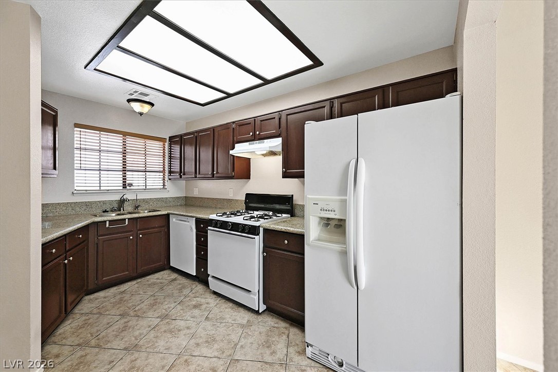 3820 Rhine Way Las Vegas NV 89108