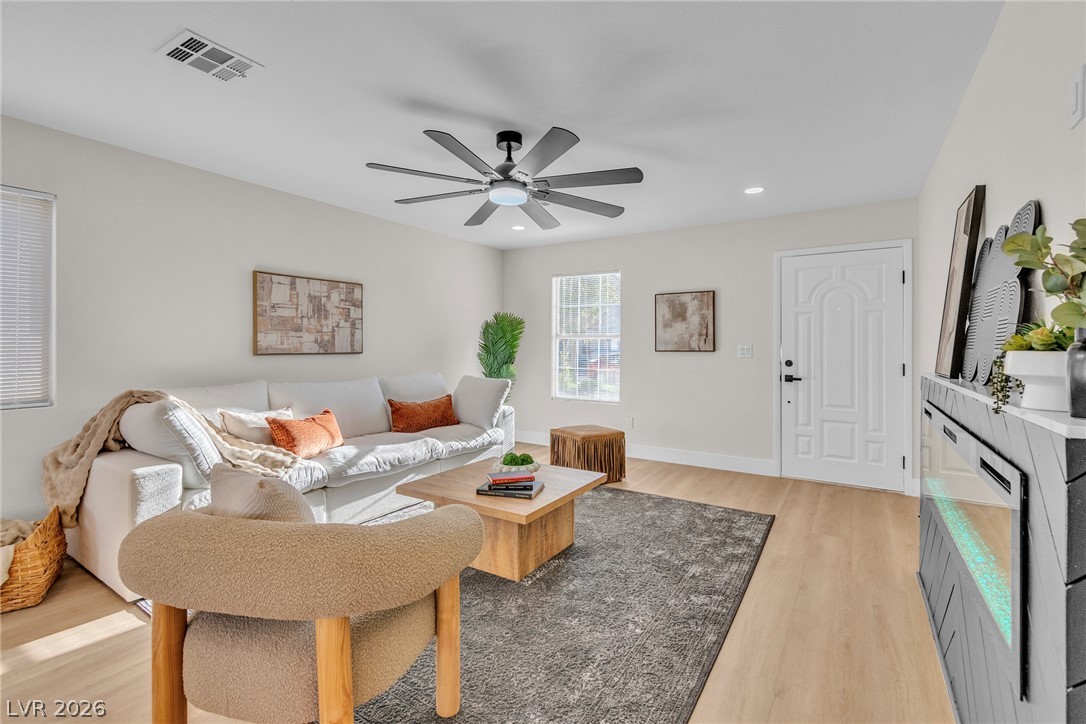 5822 Count Fleet Street Las Vegas NV 89113