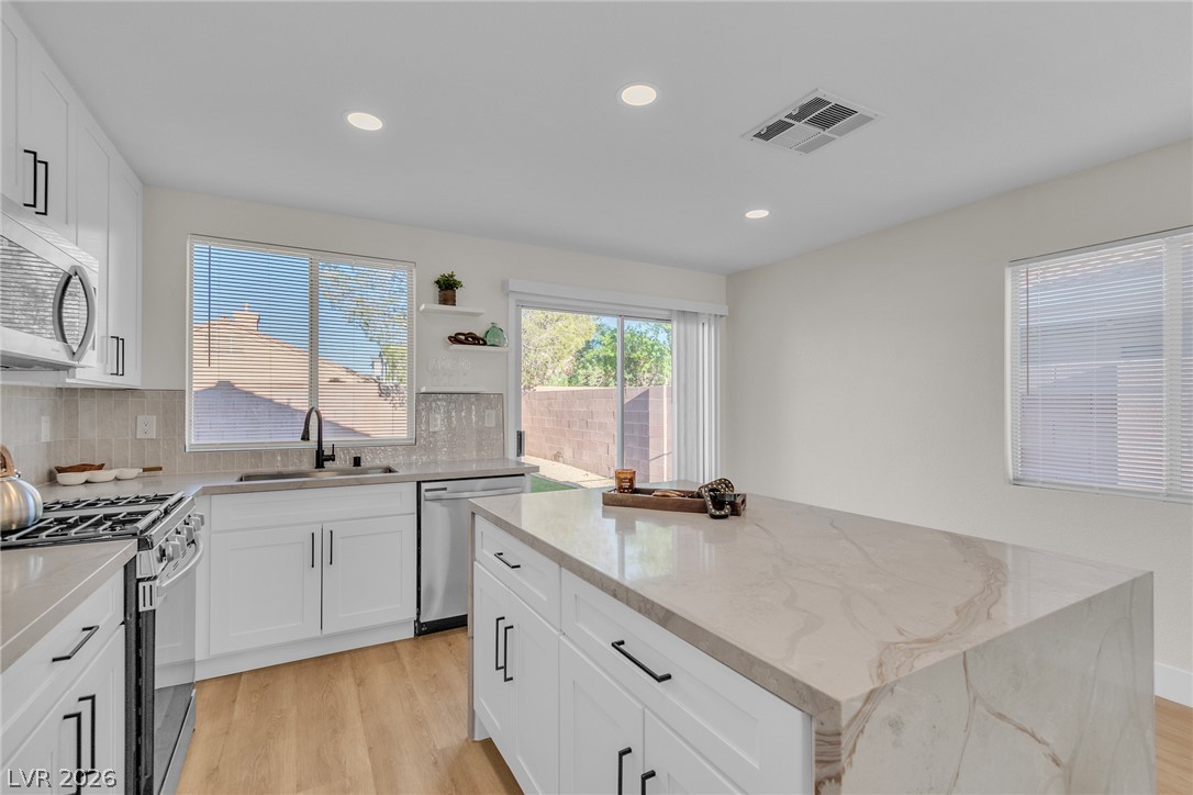 5822 Count Fleet Street Las Vegas NV 89113
