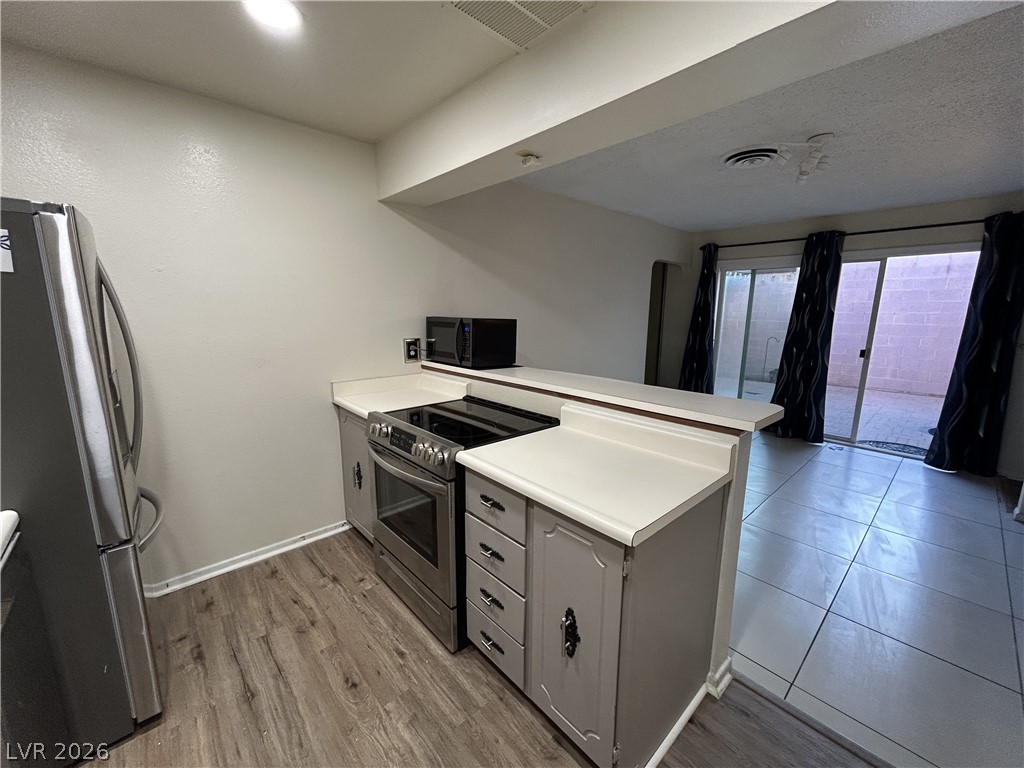 6417 Ironbark Lane Las Vegas NV 89107