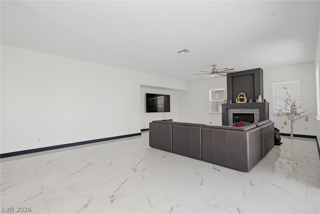 5560 Kings Row Court Las Vegas NV 89148