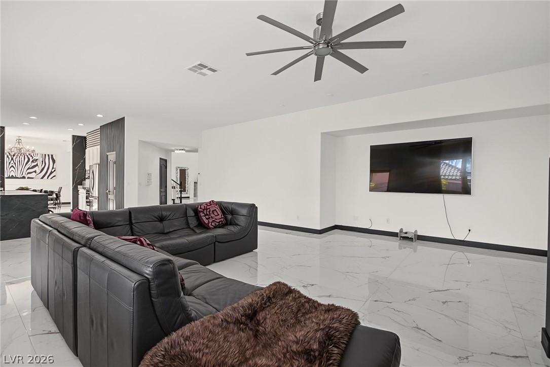 5560 Kings Row Court Las Vegas NV 89148