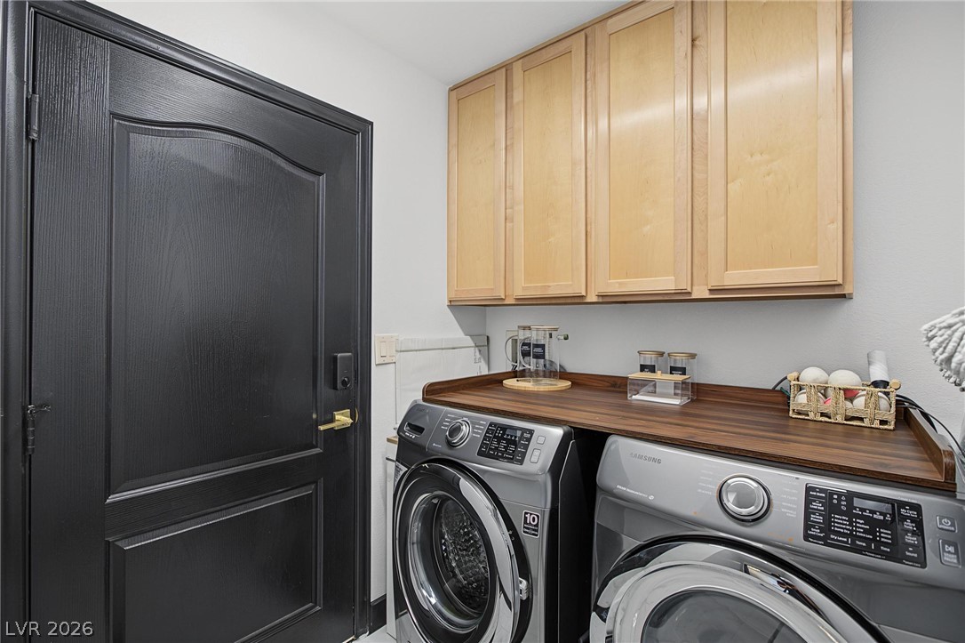 5560 Kings Row Court Las Vegas NV 89148