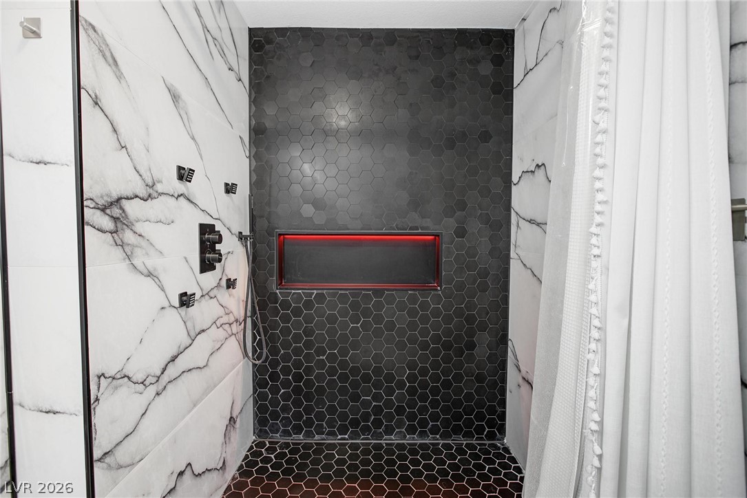 5560 Kings Row Court Las Vegas NV 89148