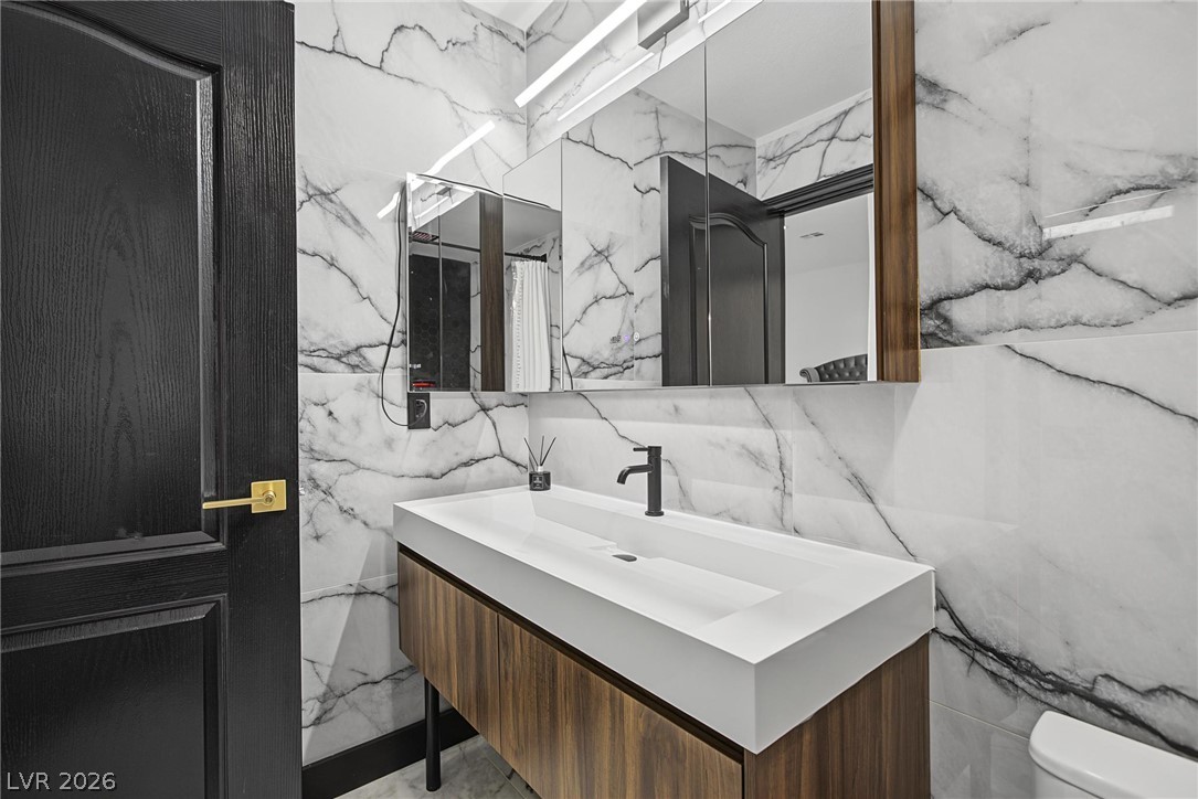 5560 Kings Row Court Las Vegas NV 89148