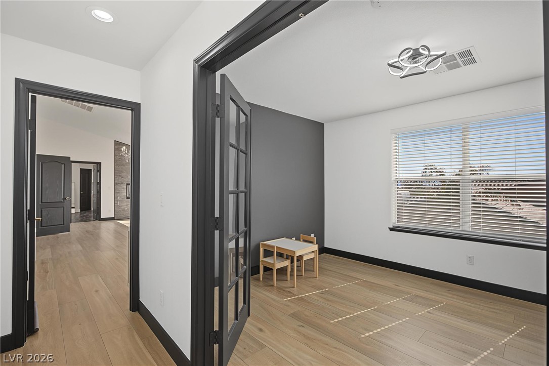 5560 Kings Row Court Las Vegas NV 89148