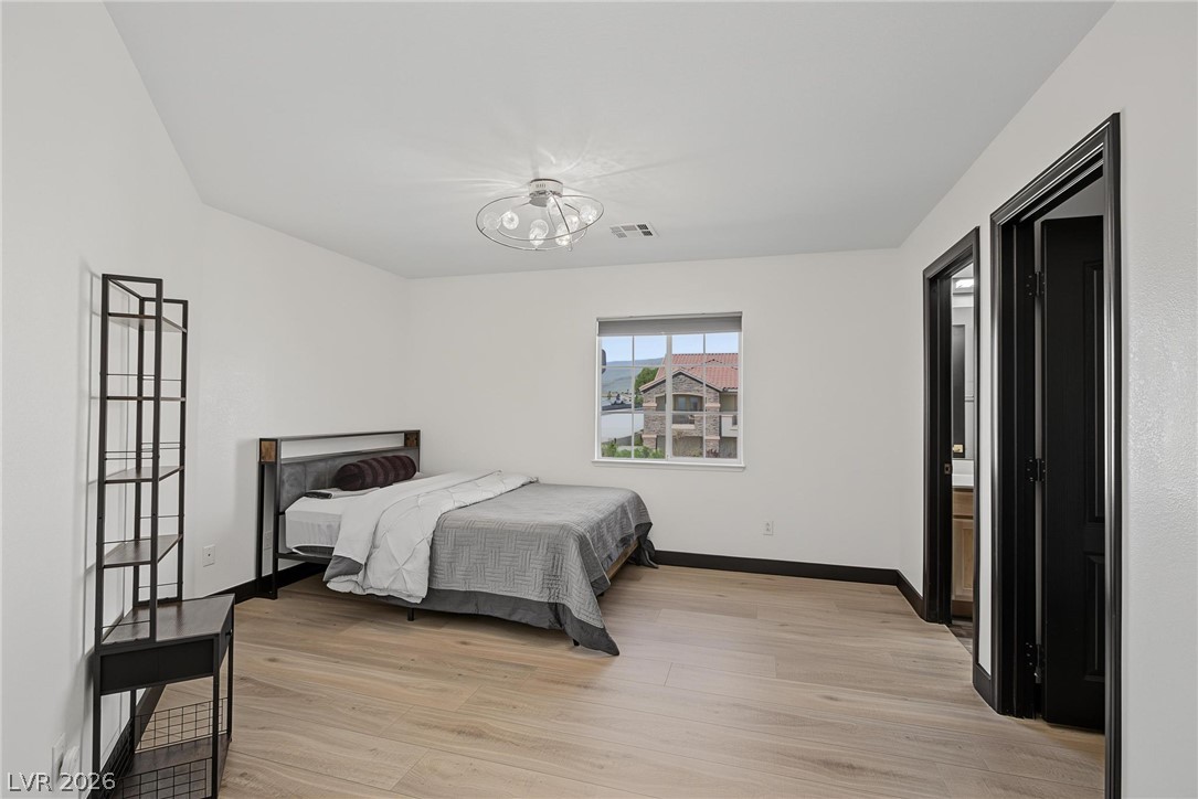 5560 Kings Row Court Las Vegas NV 89148