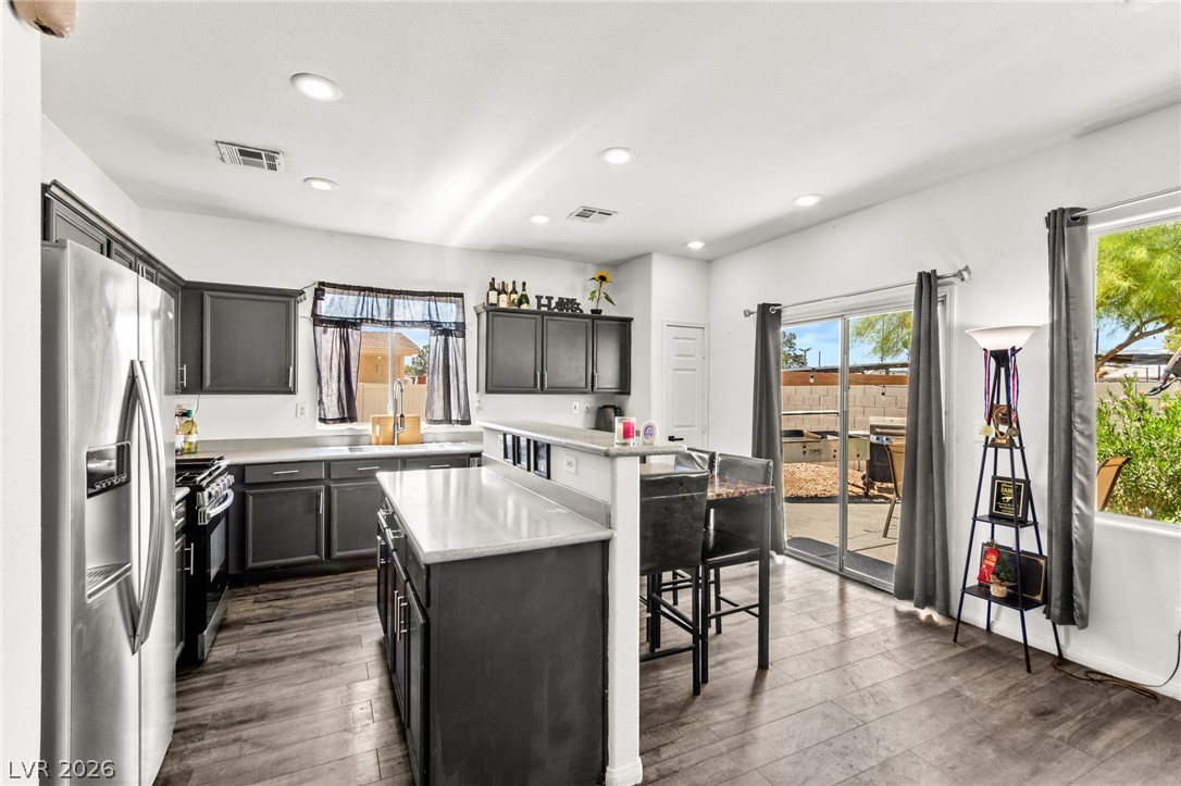 2142 Seattle Shore Street Las Vegas NV 89115